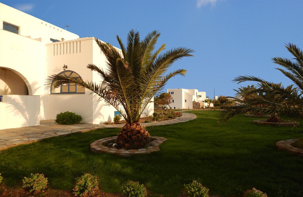 Dolphin Kastraki Studios Exterior photo